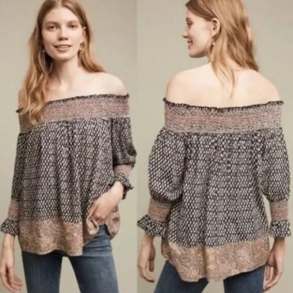 🆕 Vanessa Virginia Anthropologie Savanne Smocked Off ShoulderTop Black | L NWT - Picture 2 of 7